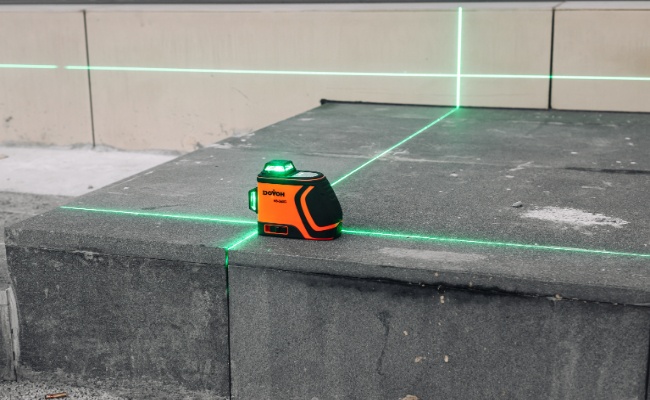 DOVOH Outdoor Laser Level H3-360G | Master the Art of Precise Grading with the Top Outdoor Laser Level