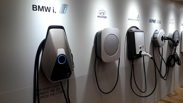 Driving Electric Cars And Types of EV Chargers